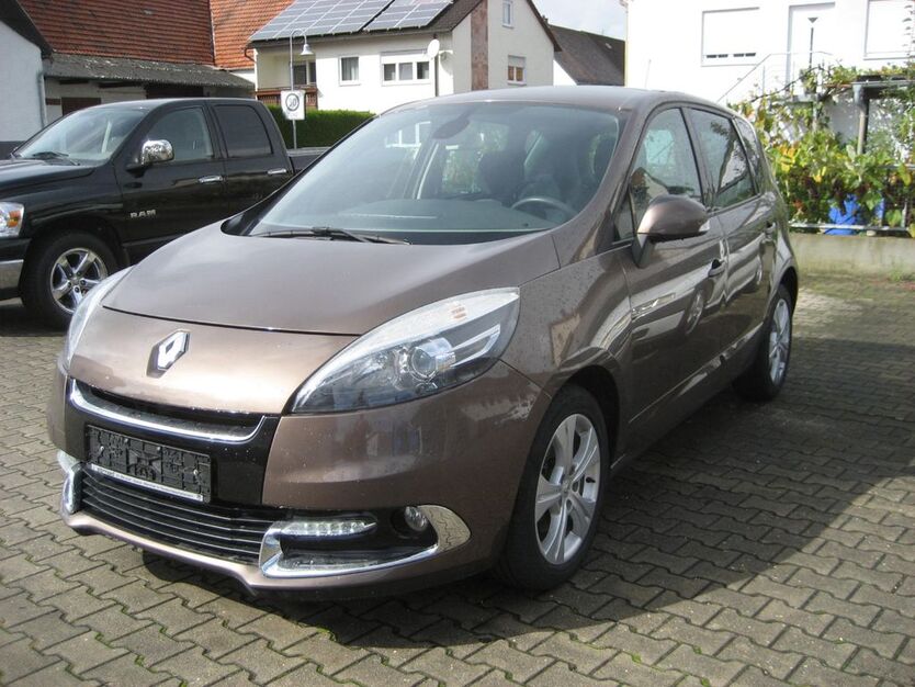 Renault Scenic 209.700 km 3.900 € Gundremmingen 89355