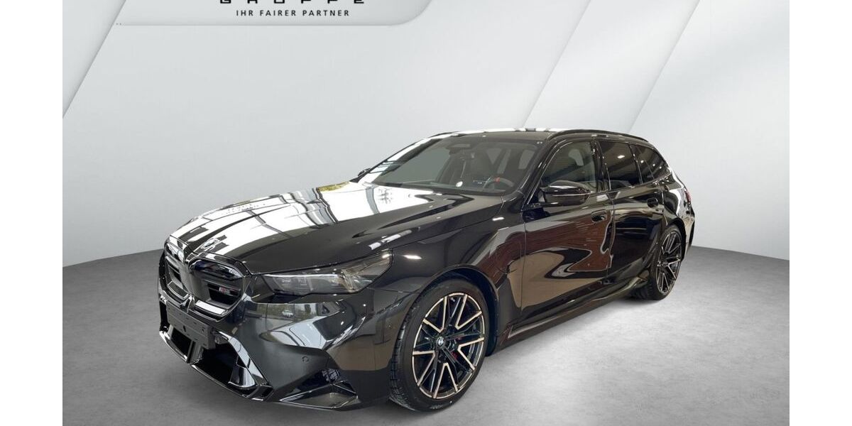 BMW M5 3.500 km 152.460 € Bremerhaven 27572