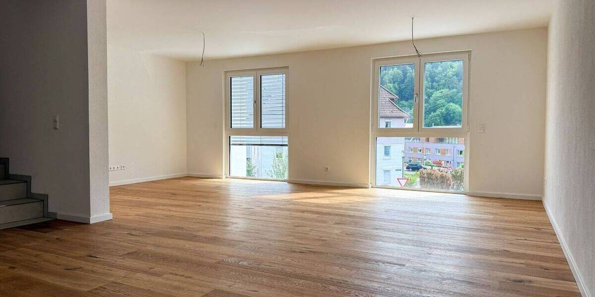 Reihenmittelhaus Bad Wildbad - 4 Zimmer, 137 m&sup2;, 590.000&euro; | Angebot:26797218