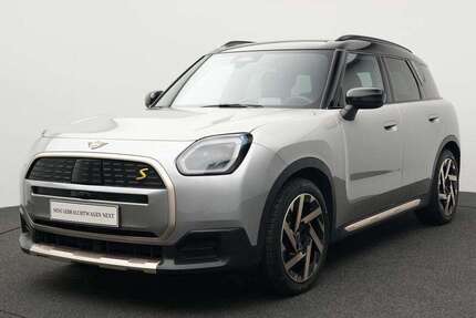 Mini Countryman SE All4 5.001 km 39.752 &euro; München 80788