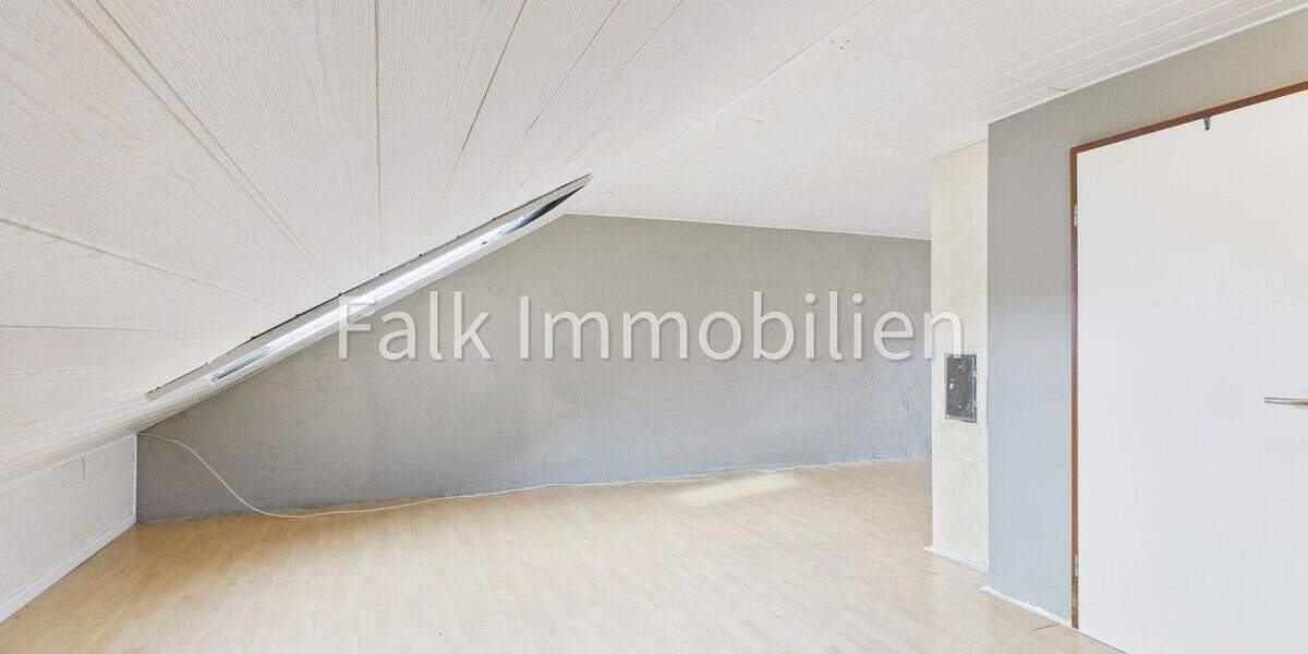 Reihenmittelhaus Brühl - 4 Zimmer, 106 m&sup2;, 360.000&euro; | Angebot:25391396