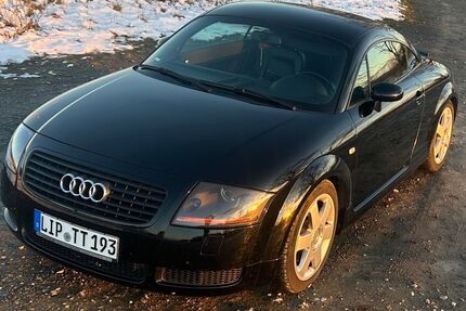Audi TT 180.856 km 6.490 &euro; Extertal 32699