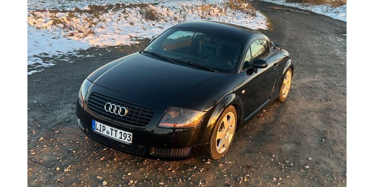Audi TT 180.856 km 6.490 &euro; Extertal 32699