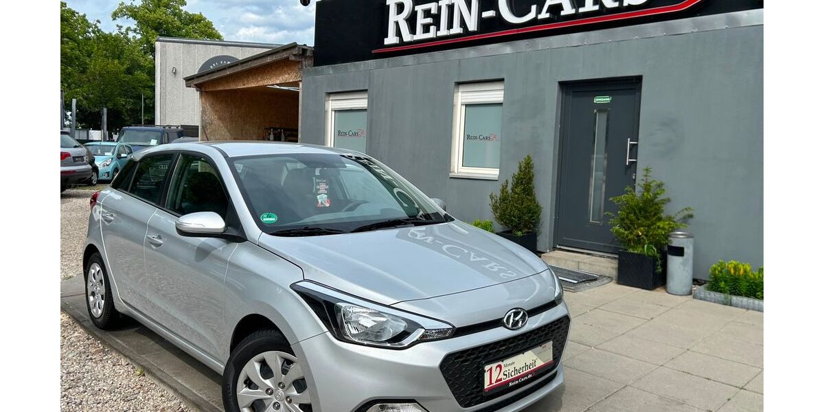 Hyundai i20 23.000 km 7.990 &euro; Berlin 13088