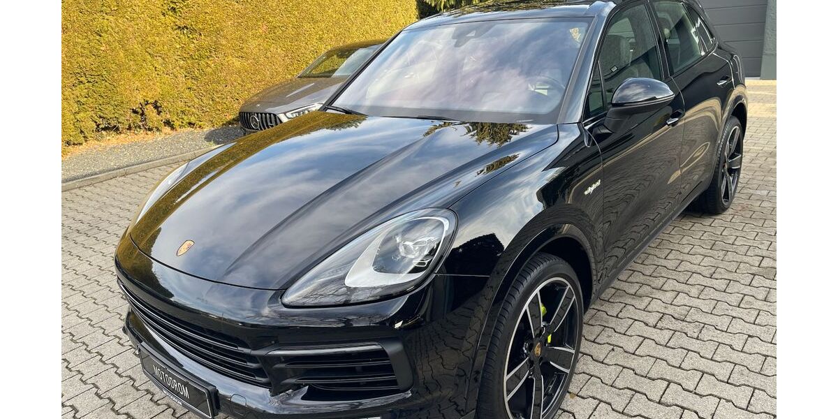 Porsche Cayenne 94.000 km 57.980 &euro; Dettingen unter Teck 73265