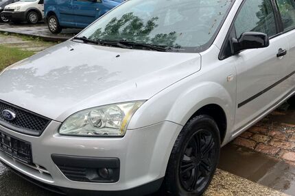 Ford Focus 188.780 km 990 € Chemnitz 09120