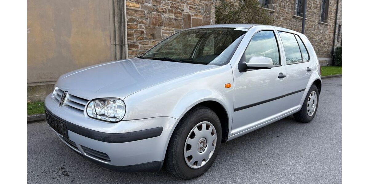 VW Golf 84.854 km 3.390 &euro; Menden 58708