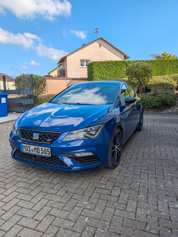 Seat Leon 76.300 km 21.900 € Osterburken 74706