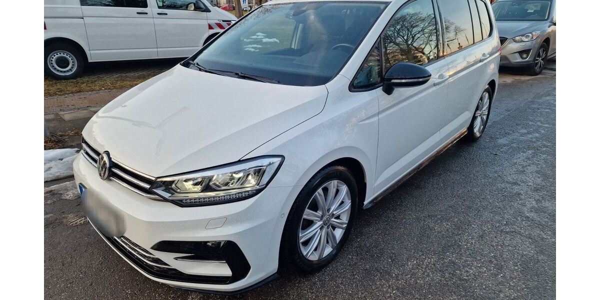 VW Touran 59.999 km 22.999 &euro; München 80995