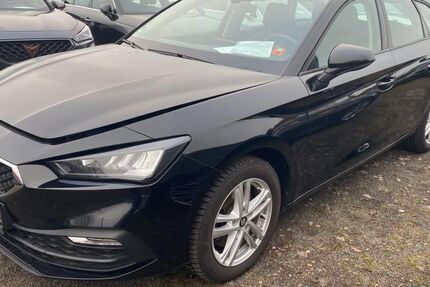 Seat Leon 125.000 km 16.990 &euro; Braunschweig 38116