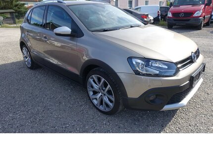 VW Polo Cross BMTS-S Kamera PDC DAB 8x Alu Xenon