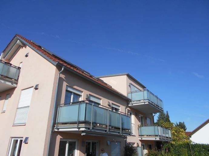 NEUMANN - Hochwertige 2ZKB mit Einbauküche in ruhiger & zentraler Lage 2 zimmer