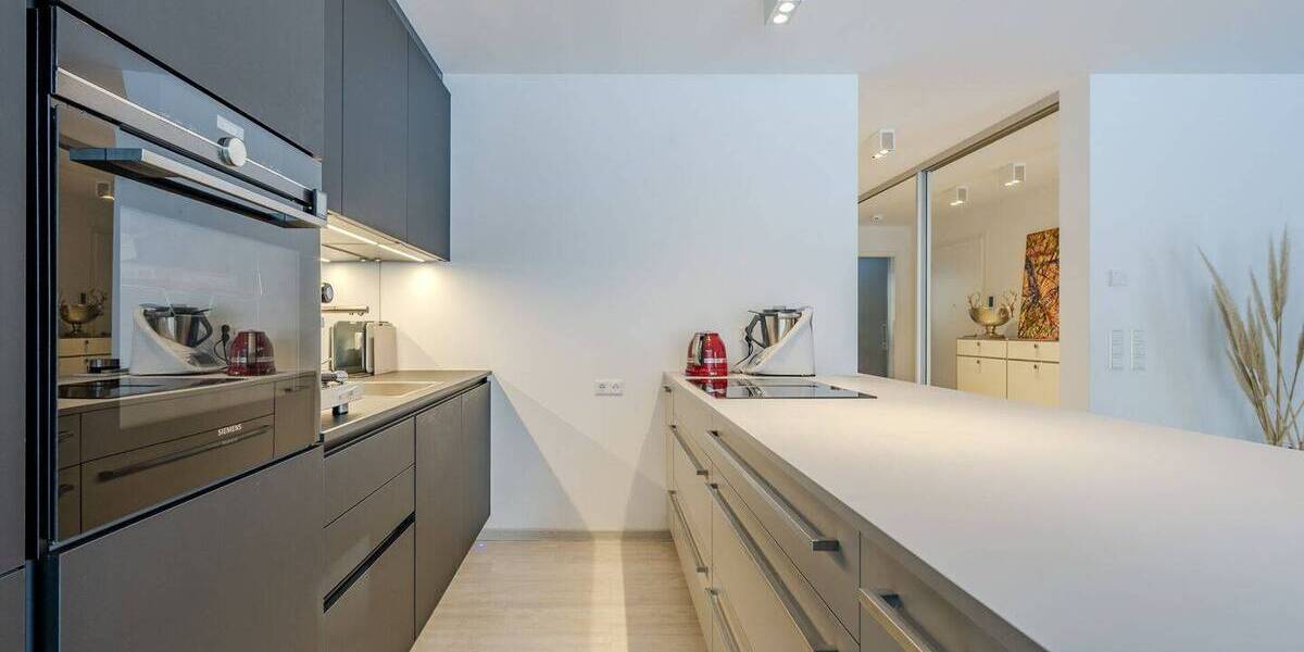 Etagenwohnung Ludwigsburg Ost - 3 Zimmer, 93 m&sup2;, 665.000&euro; | Angebot:26658945