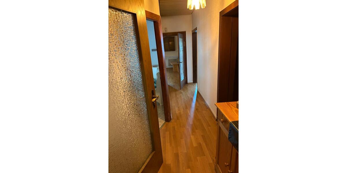 Etagenwohnung Alsfeld - 3 Zimmer, 75 m&sup2;, 900&euro; | Angebot:26611116