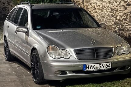 Mercedes-Benz C 220 275.815 km 2.499 &euro; Münstermaifeld 56294