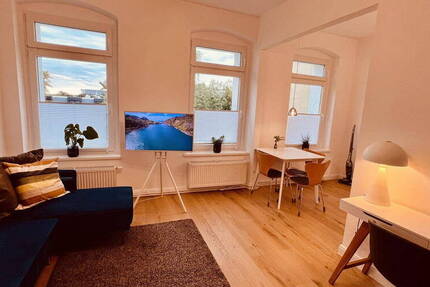 Möblierte 1,5-Zimmer-Wohnung mit Weitblick - modern & ruhig gelegen in Berlin-Oberschöneweide
