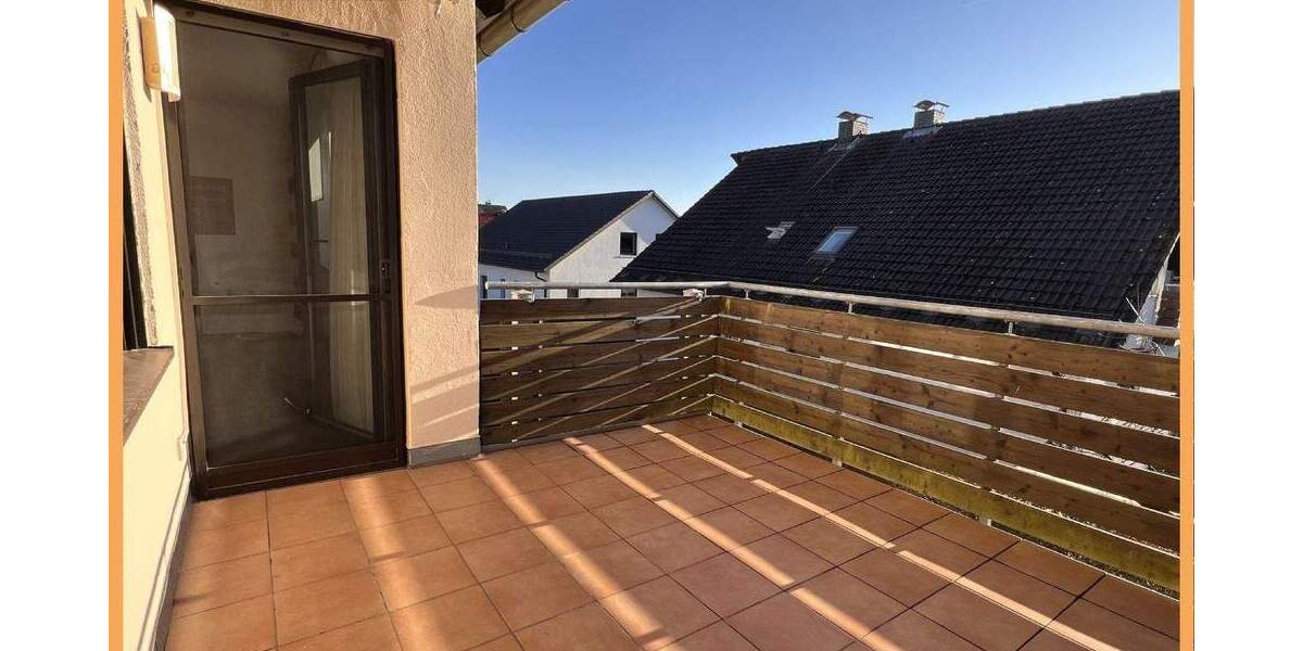 Etagenwohnung Pyrbaum - 4 Zimmer, 111 m&sup2;, 379.000&euro; | Angebot:24670151