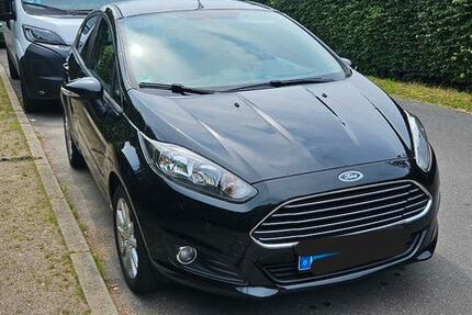 Ford Fiesta 151.000 km 4.200 &euro; Hamburg 22143