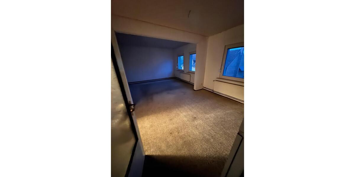 Mehrfamilienhaus, Wohnhaus Tangerhütte - 8 Zimmer, 220 m&sup2;, 151.000&euro; | Angebot:26974208
