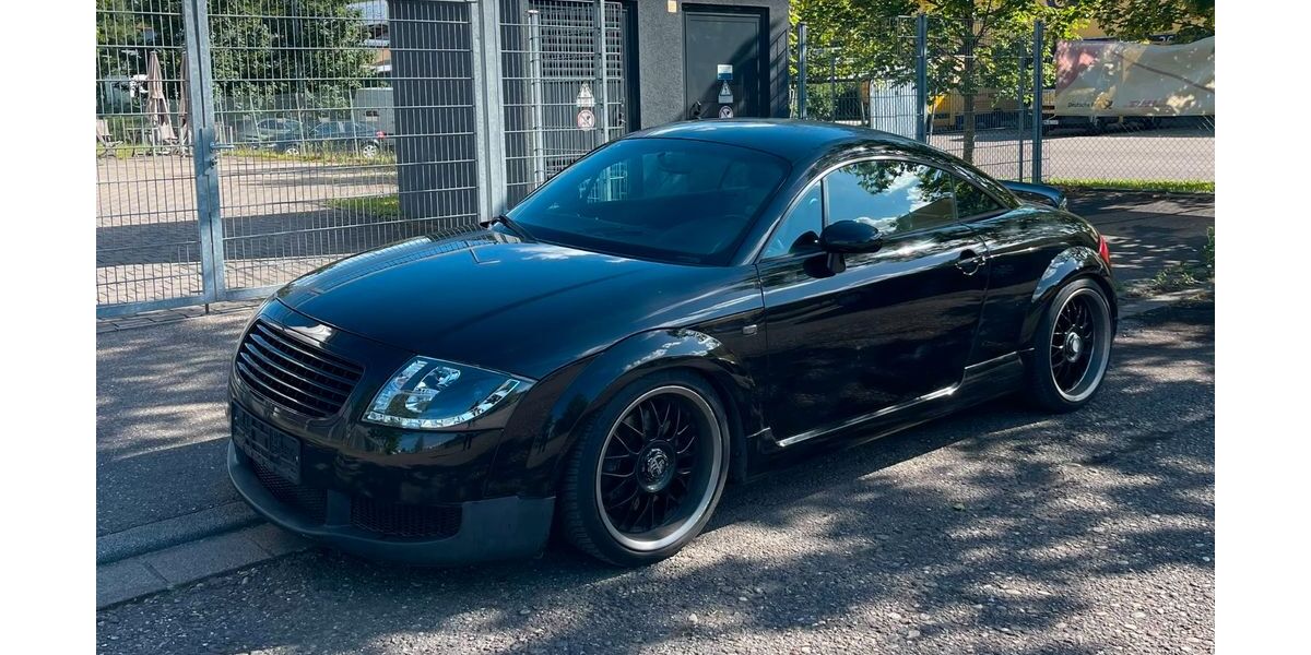 Audi TT 197.300 km 2.800 &euro; Freiburg 79108