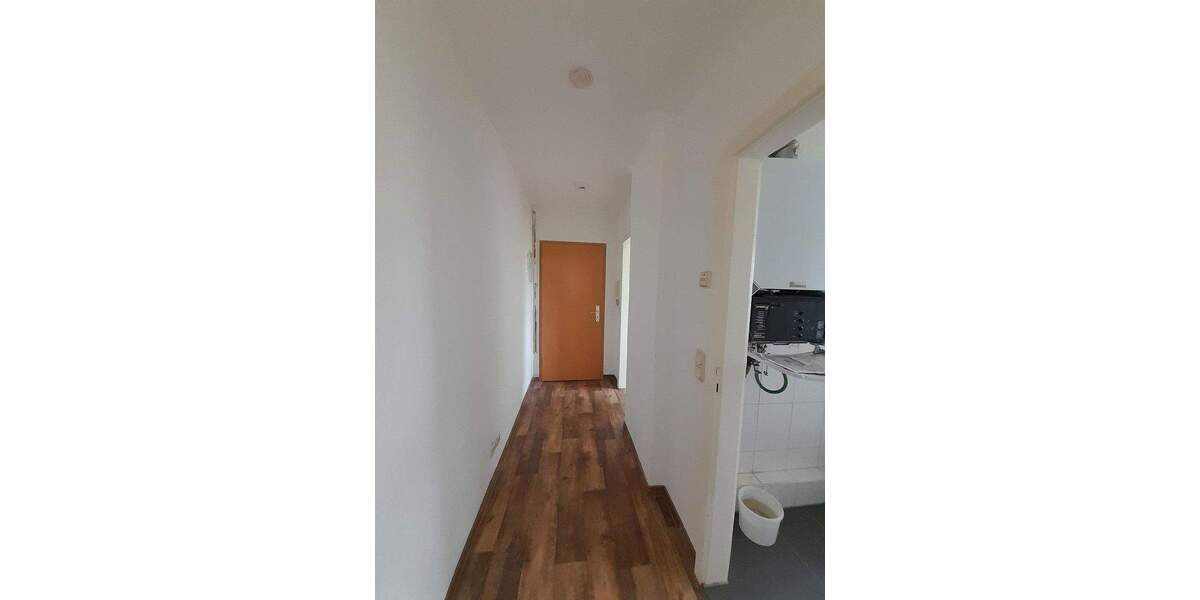 Etagenwohnung Kalbe - 4 Zimmer, 70 m&sup2;, 300&euro; | Angebot:24697053