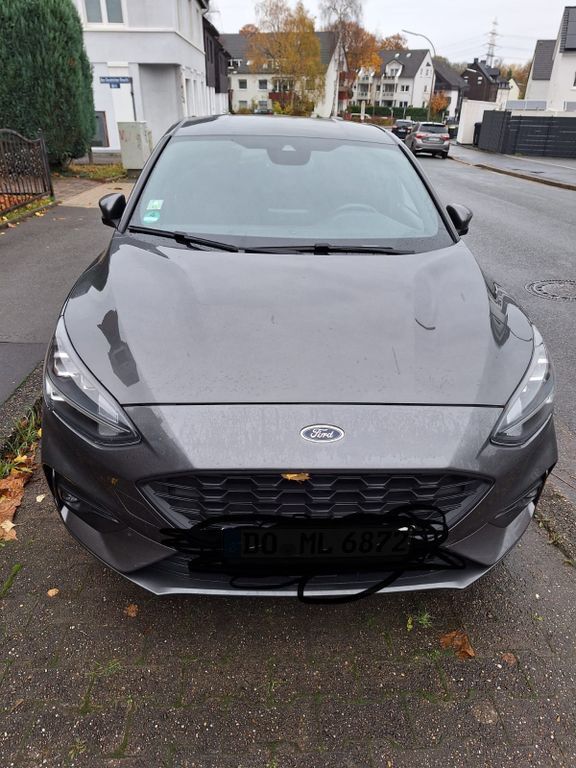 Ford Focus 40.000 km 17.690 € Dortmund 44359