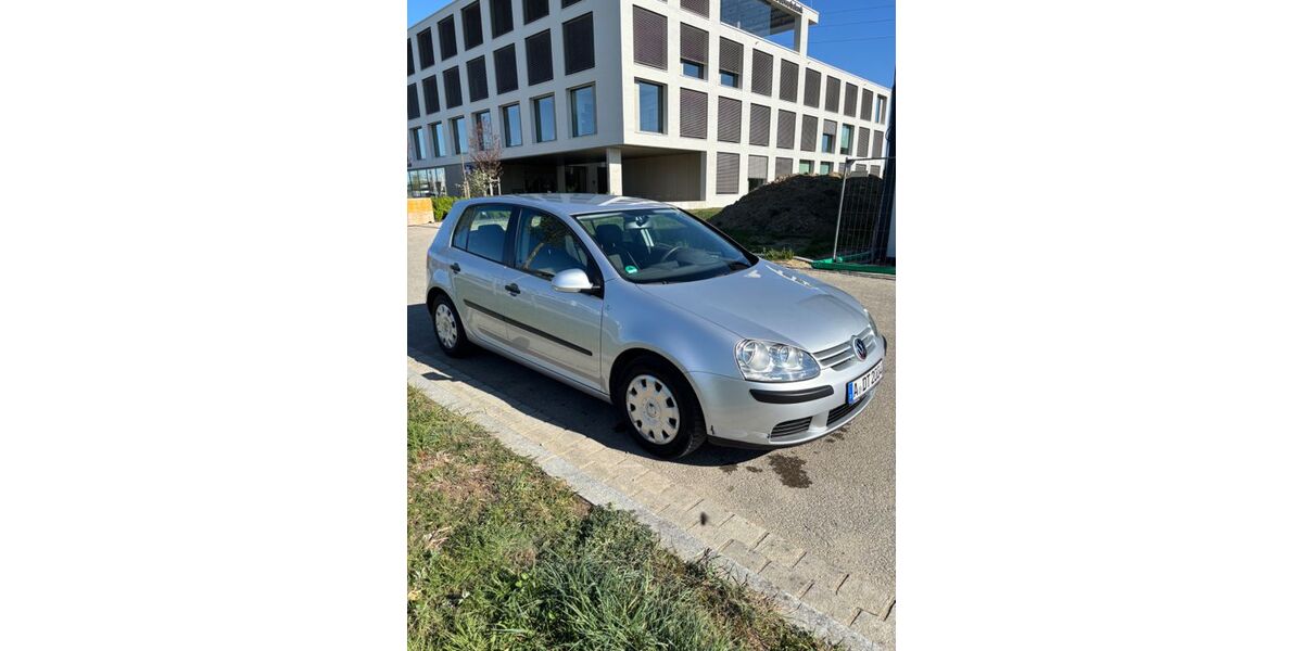 VW Golf 104.000 km 4.190 &euro; Neusäß 86356