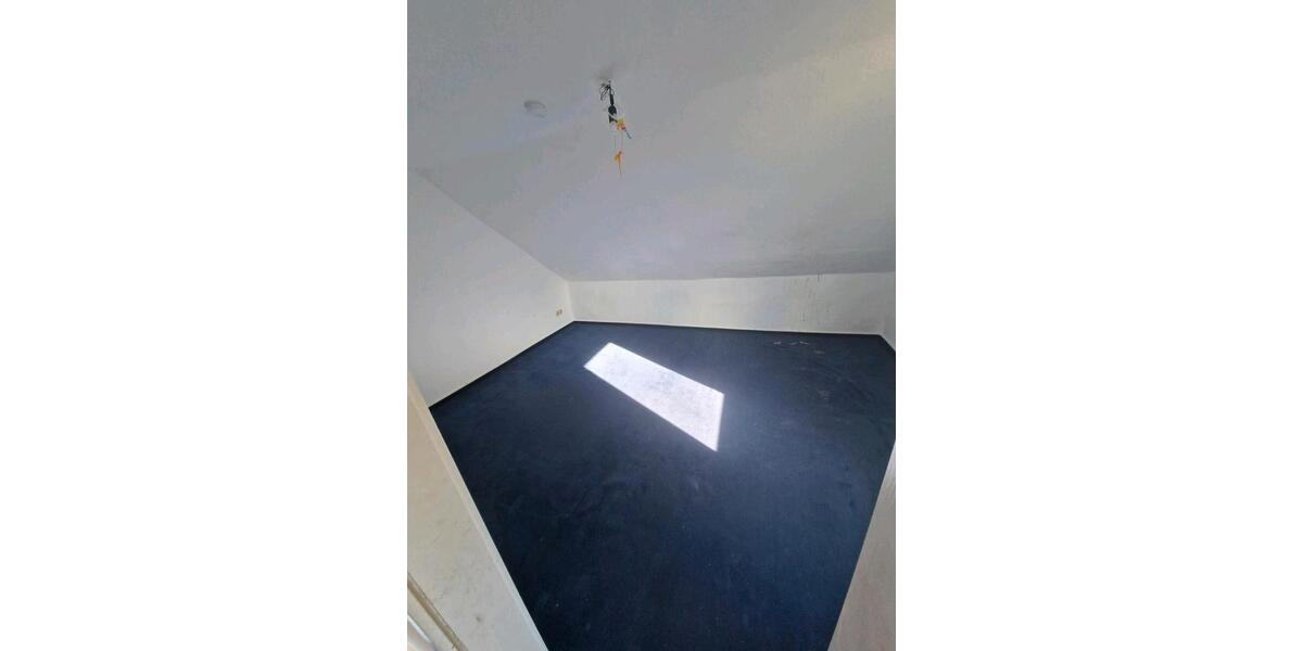 Einfamilienhaus Siegen Dillnhütten - 5 Zimmer, 110 m&sup2;, 1.150&euro; | Angebot:25302190