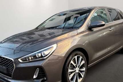 Hyundai i30 65.717 km 13.990 &euro; Petersberg OT Sennewitz 06193