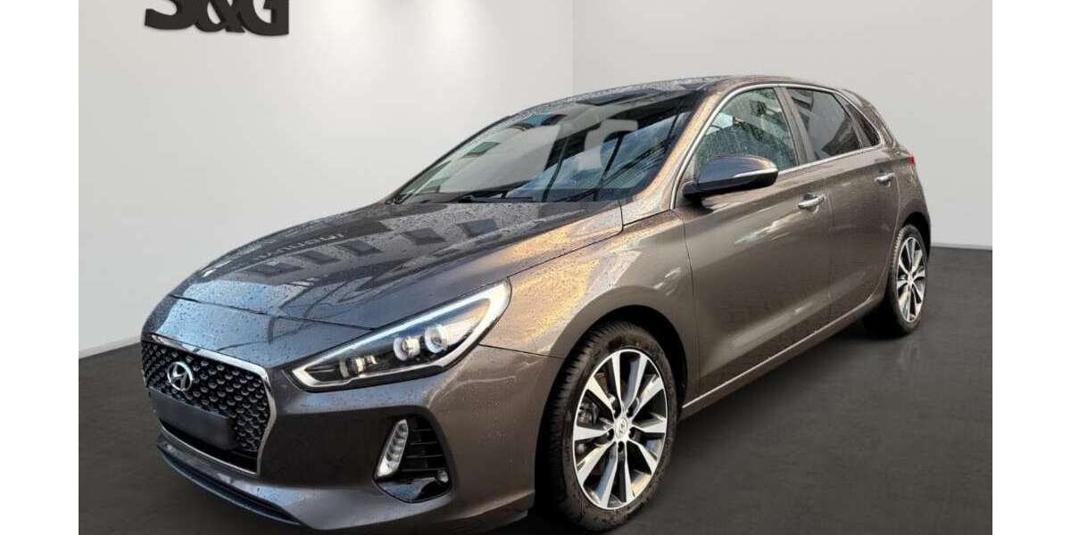 Hyundai i30 65.717 km 13.990 &euro; Petersberg OT Sennewitz 06193