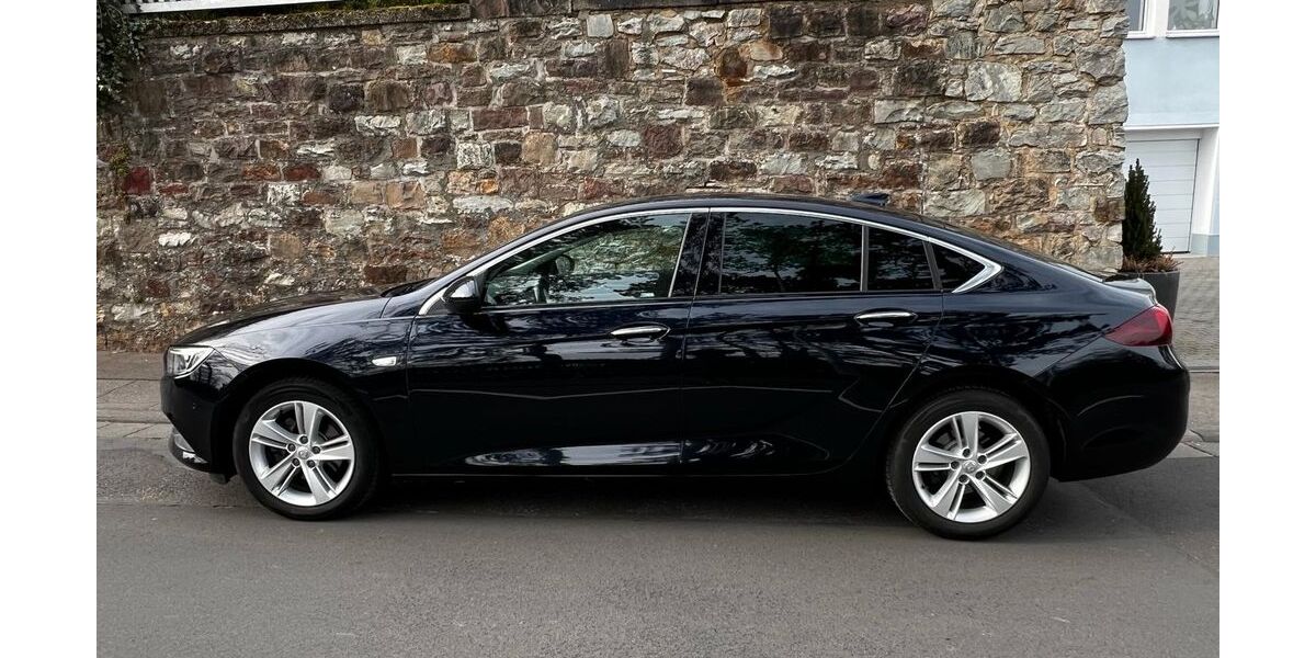 Opel Insignia 190.000 km 8.000 &euro; Bad Nauheim 61231