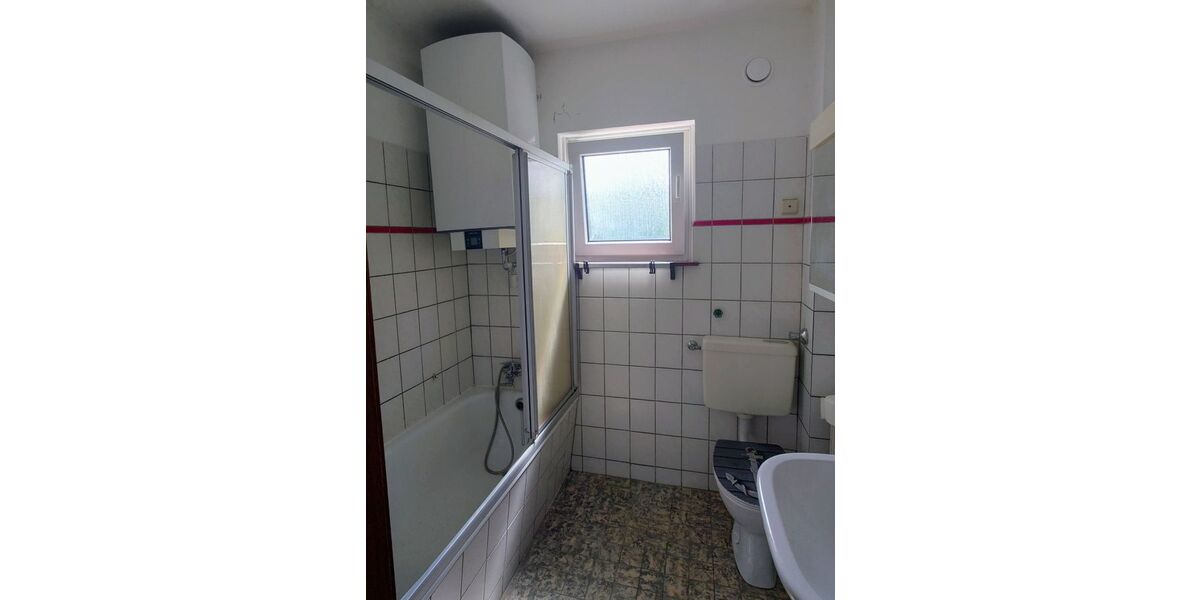 Provisionsfrei* von Privat: Mehrfamilienhaus mit großem Garten und zwei Garagen - Mehrfamilienhaus, Wohnhaus Mühltal | Angebot:27145805