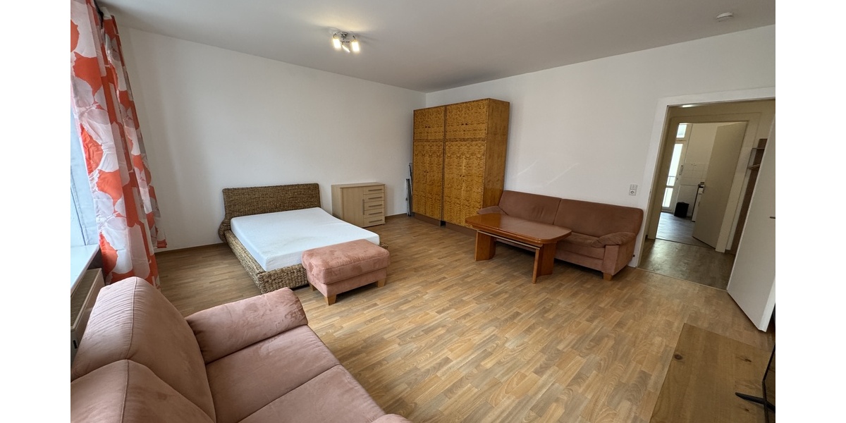 Direkte Innenstadtlage! möblierte 2 Zimmerwohnung mit Balkon! - Etagenwohnung Gera Debschwitz | Angebot:26876779