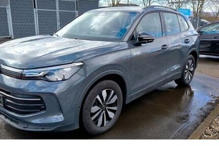 VW Tiguan 16.107 km 33.833 &euro; Kassel 34123