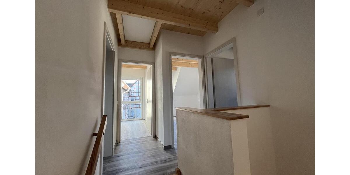 Einfamilienhaus Breuna - 4 Zimmer, 87 m&sup2;, 1.100&euro; | Angebot:25378183