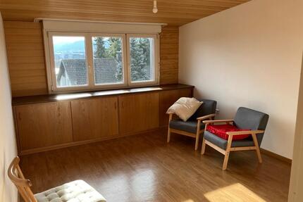 Schöne helle 3-Zimmer Dachgeschoßwohnung