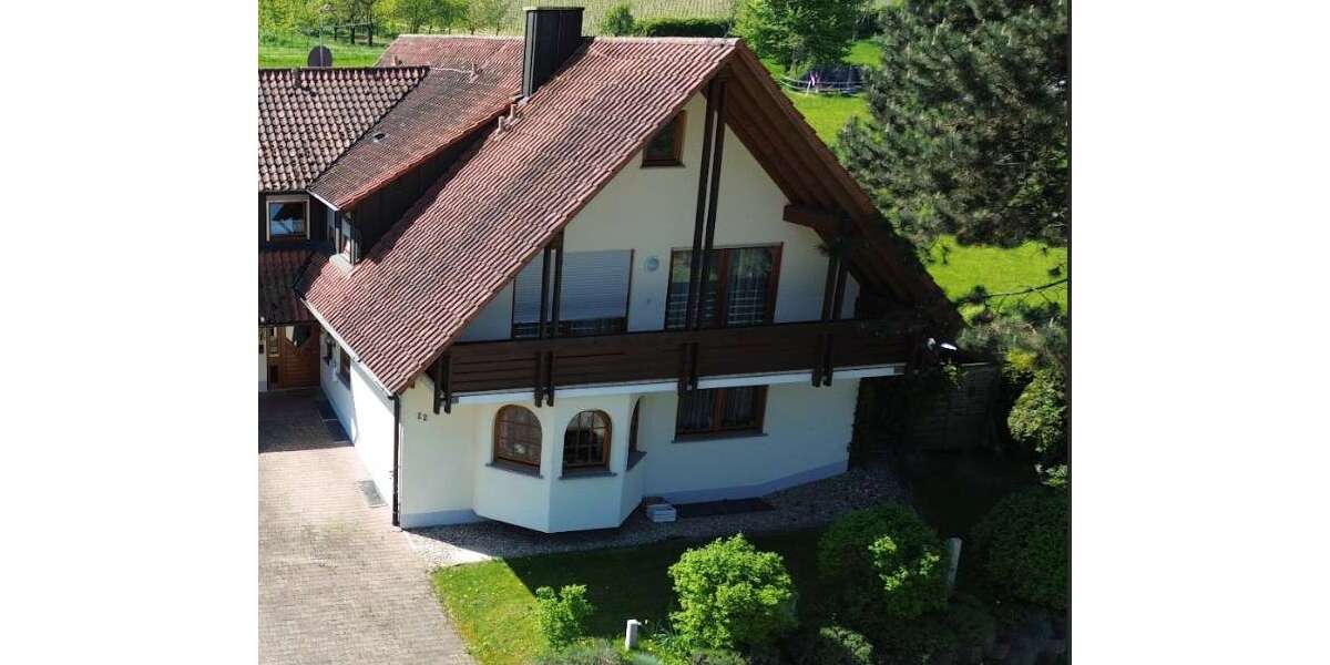 Etagenwohnung Durbach - 4 Zimmer, 138 m&sup2;, 319.000&euro; | Angebot:24157438
