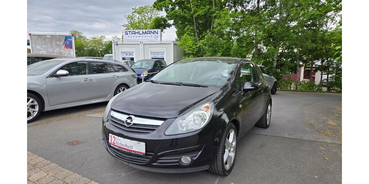 Opel Corsa 181.000 km 2.990 &euro; Bielefeld 33647