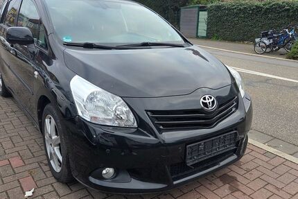 Toyota Verso 145.000 km 9.800 € Oftersheim 68723