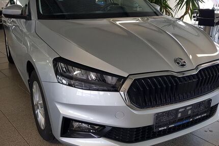 Skoda Fabia 7.650 km 18.950 &euro; Velburg 92355