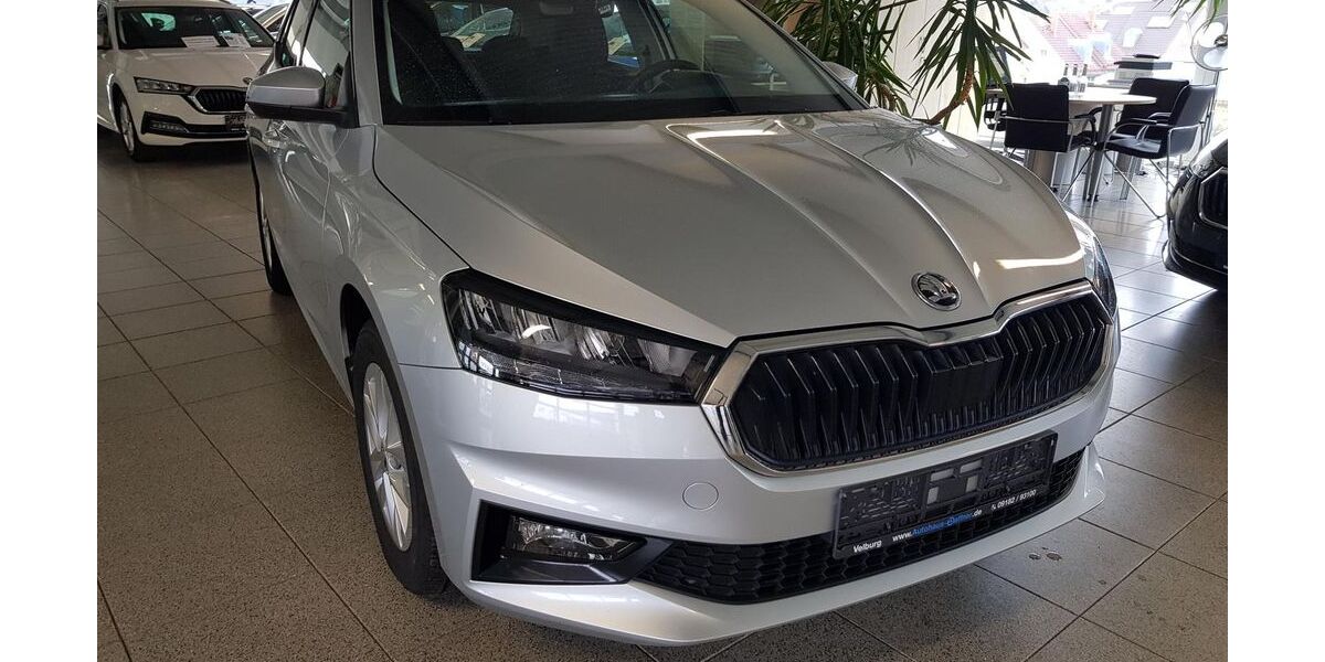 Skoda Fabia 7.650 km 18.950 &euro; Velburg 92355