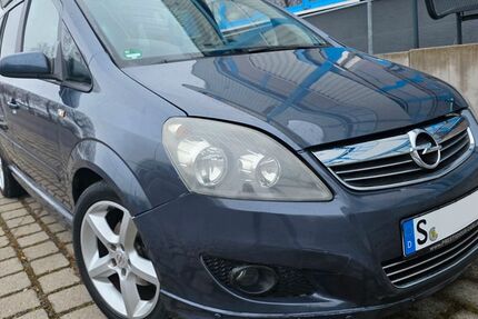 Opel Zafira 166.000 km 3.999 &euro; Holzgerlingen 71088