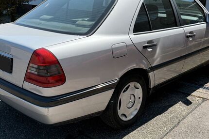 Mercedes-Benz C 180 158.300 km 3.150 &euro; Rheinmünster 77836