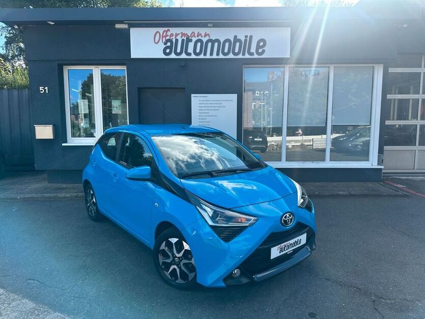 Aygo (X)