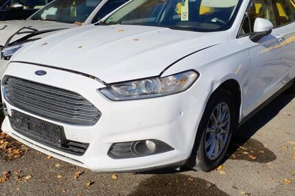 Ford Mondeo 214.544 km 5.990 &euro; Braunschweig 38122