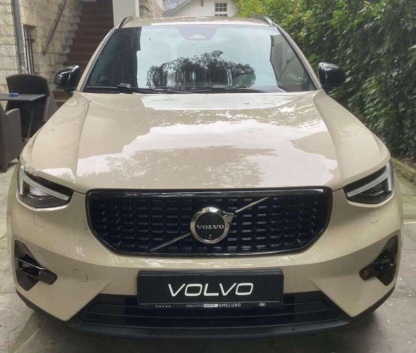 Volvo XC40 22.000 km 35.900 € Berlin 14193