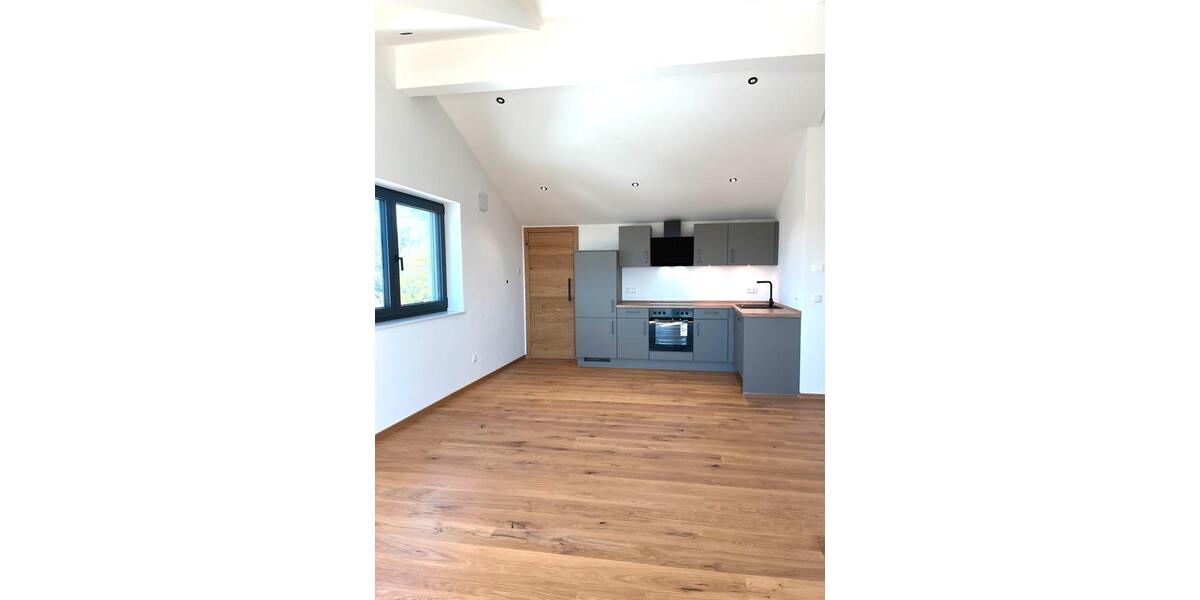 Dachgeschoßwohnung Iggensbach - 2 Zimmer, 65 m&sup2;, 790&euro; | Angebot:26567523