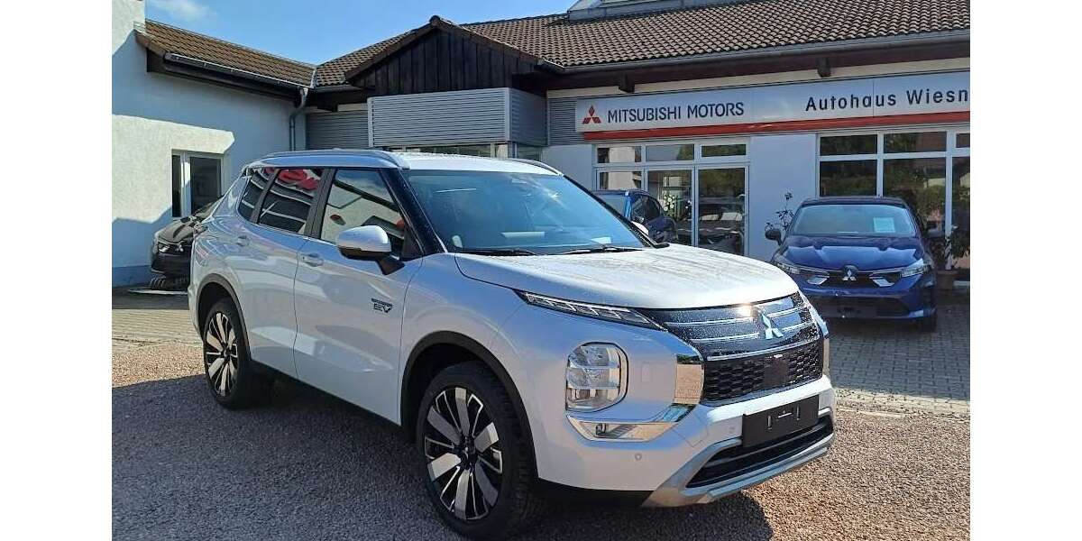 Mitsubishi Outlander 5.000 km 45.590 &euro; Schmölln 04626