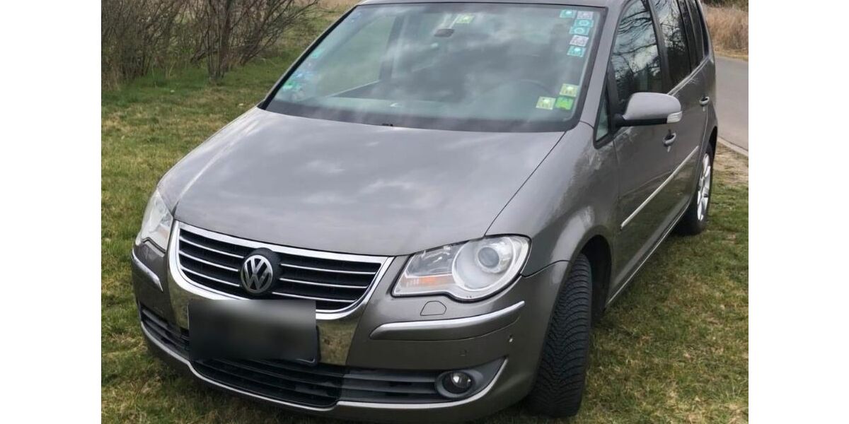 VW Touran 323.266 km 2.500 &euro; Kemberg OT Melzwig 06901