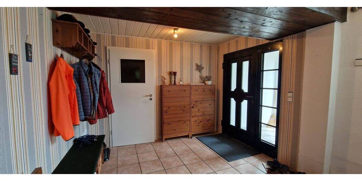 Reihenendhaus Schöningen - 8 Zimmer, 151 m&sup2;, 135.000&euro; | Angebot:26105606